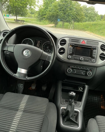 Volkswagen Tiguan cena 34900 przebieg: 249500, rok produkcji 2009 z Dolsk małe 56